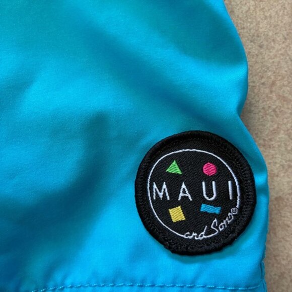 Maui and Sons Women's Ombre Blue Beach Shorts Size XL - Picture 7 of 13